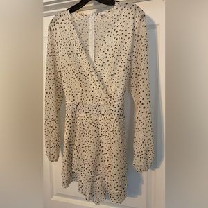 Fashion Classic Collection, Black And White Long-sleeved Romper, Sz L